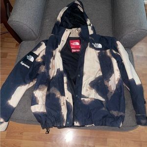 Supreme the Northface windbreaker
